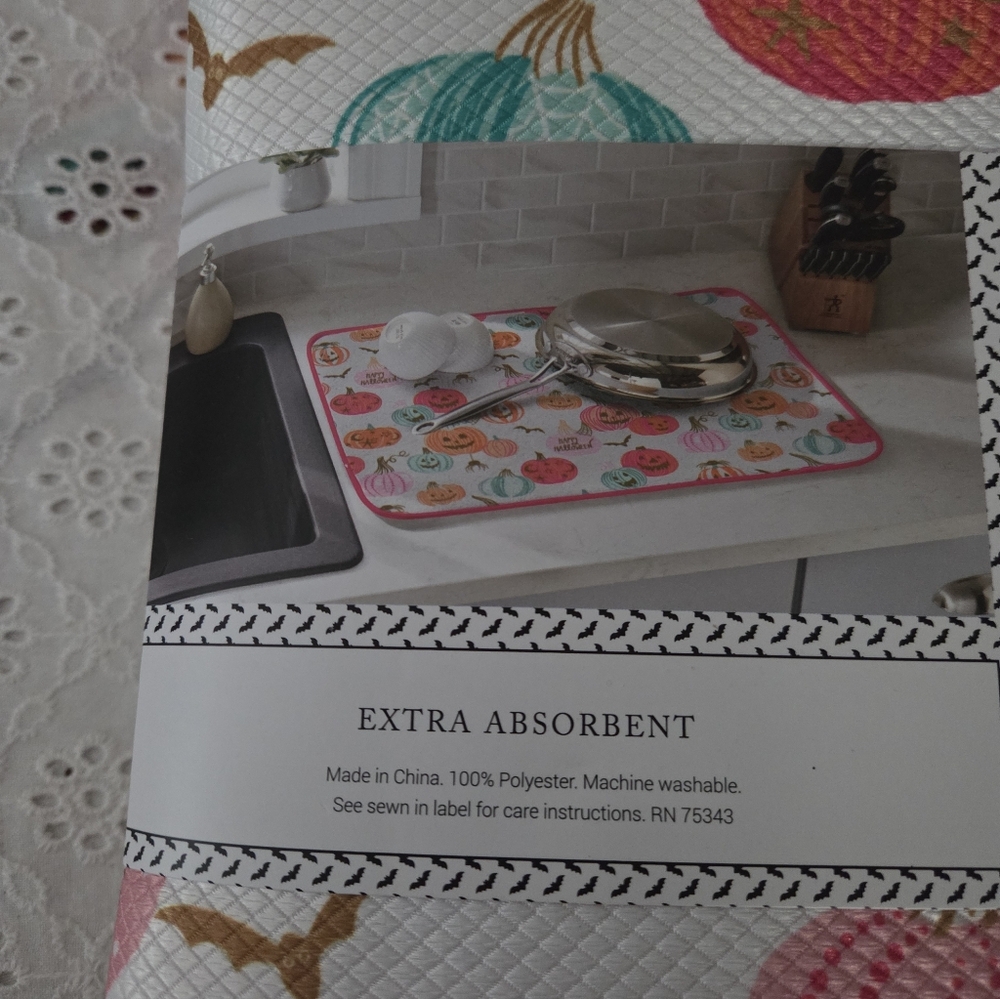 cupcakes & cashmere Colorful Pumpkin Dish Drying Mat - Picture 5 of 5